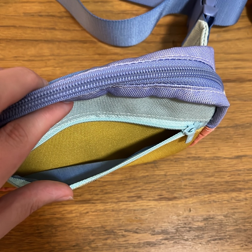 Multicolored Fannypack With Adjustable Straps - image 2